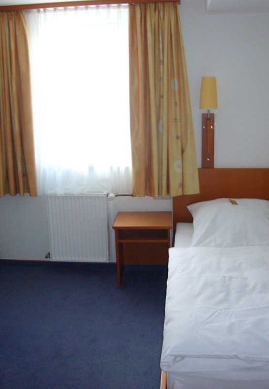 Zimmer 11 | &copy; Edgar Kirdorf