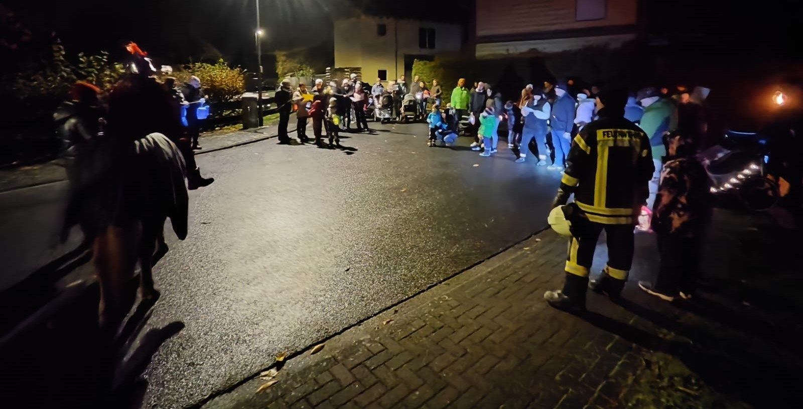 Martinsfeuer 01 23 Martinsfeuer 01 23