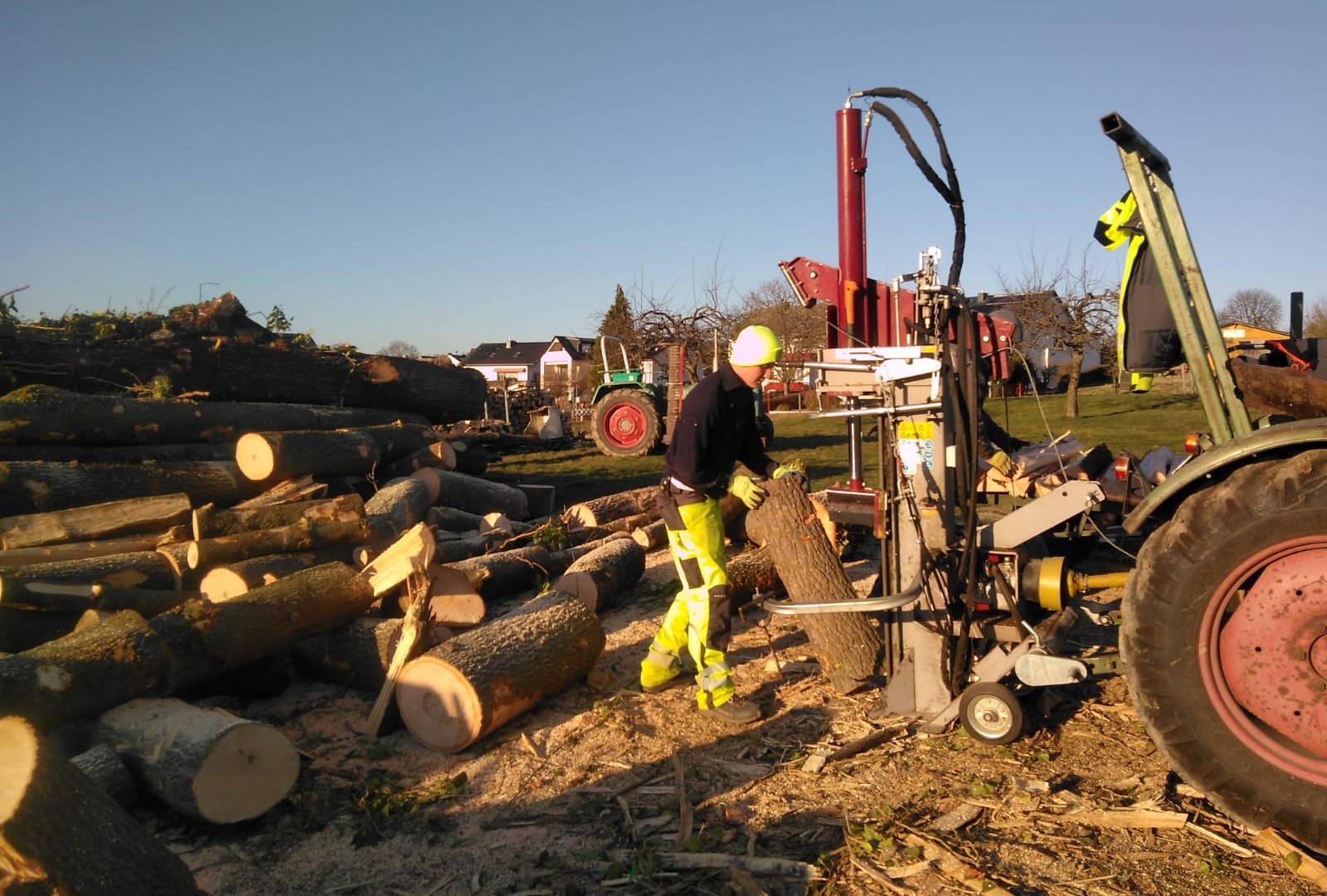 Brennholz Ahrtal Februar 01 Brennholz Ahrtal Februar 01